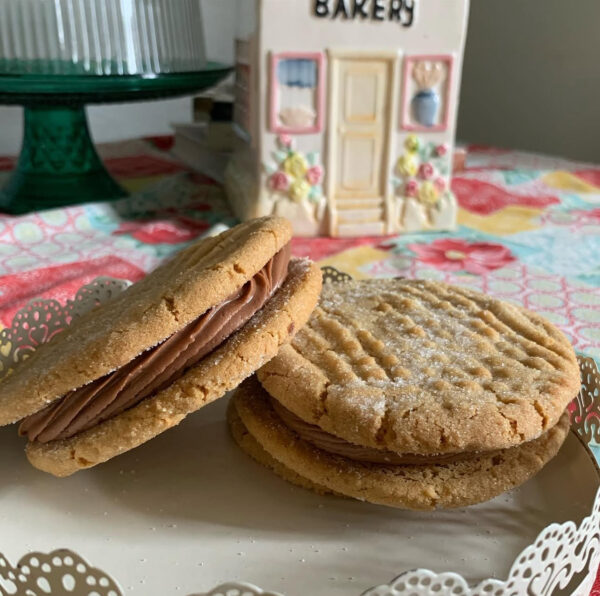 Peanut Butter Chocolate Cookie Sandwich